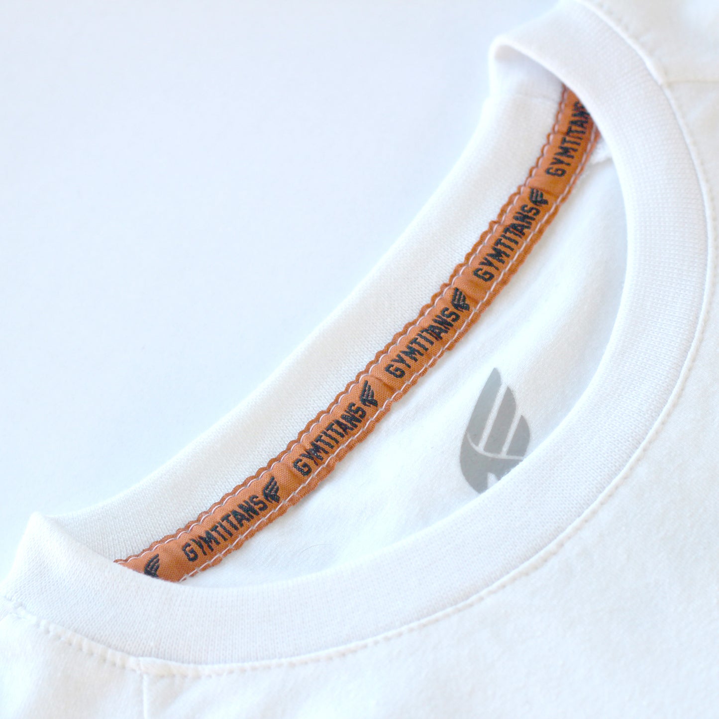 'TITAN' MENS T-SHIRT - WHITE